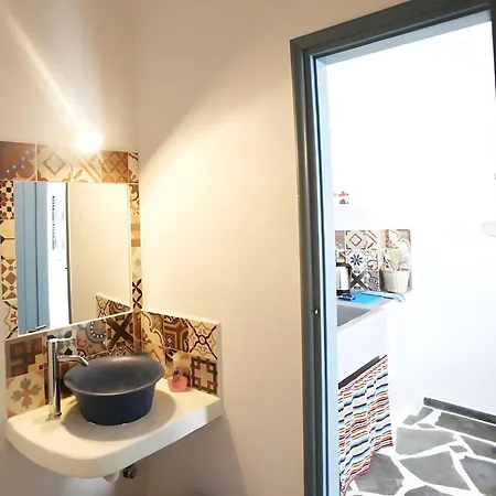Nereus Apartment