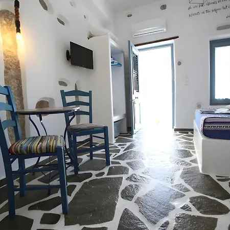 Nereus Apartment *